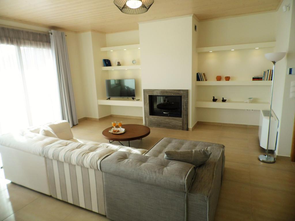 Villa Thalassa Paralia Sergoulas Eksteriør billede