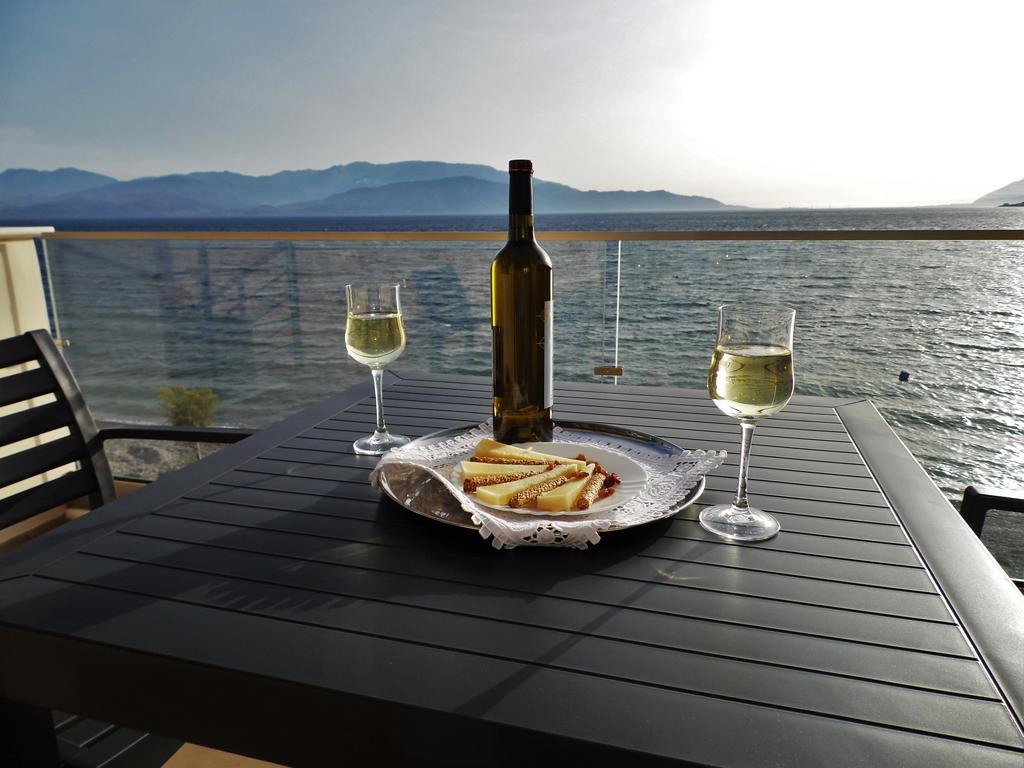 Villa Thalassa Paralia Sergoulas Eksteriør billede