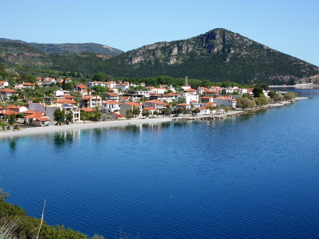 Villa Thalassa Paralia Sergoulas Eksteriør billede