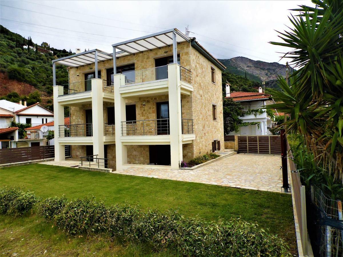 Villa Thalassa Paralia Sergoulas Eksteriør billede
